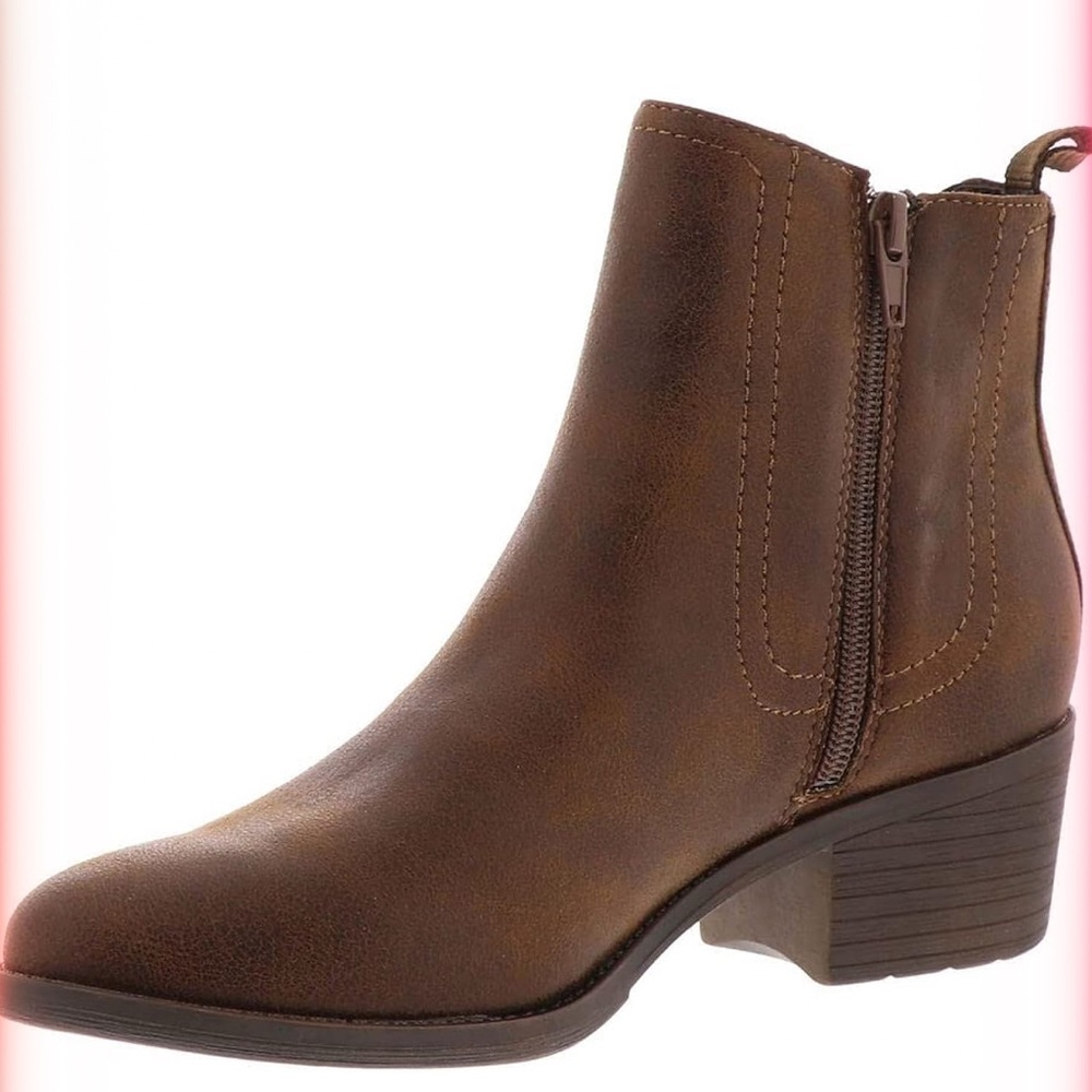 Volatile NEW Chelsea Brown Ankle Boots  Women’s size 11